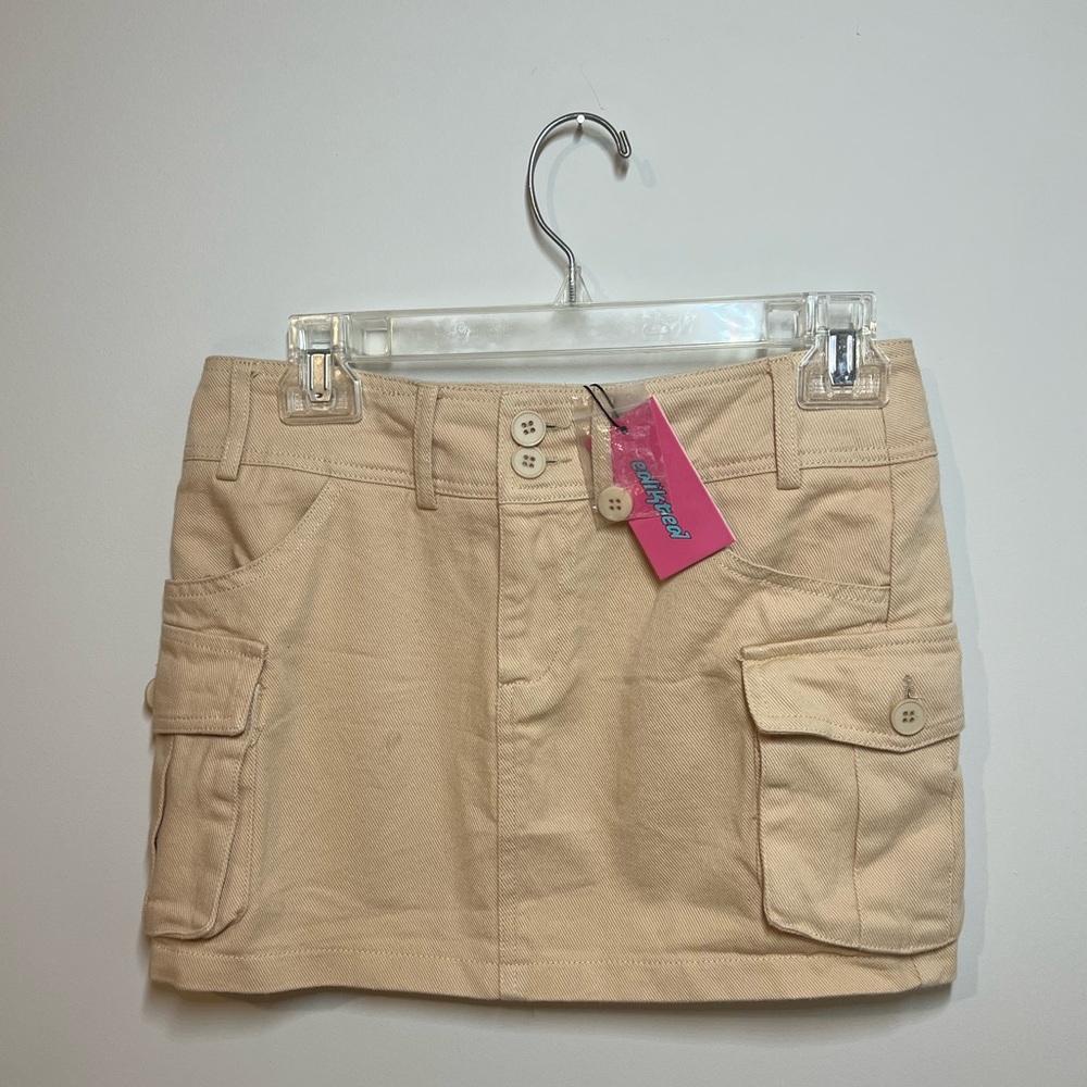 Beige XS Edikted Cargo Skit - NEW WITH TAGS